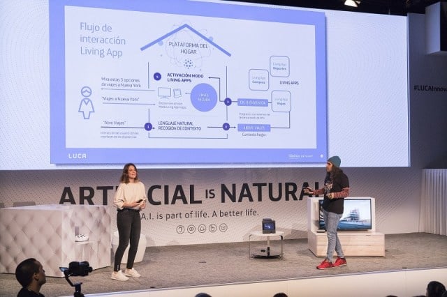 PHOTO 2: Chema Alonso and Ana Molina during their presentation of Movistar Living Apps.