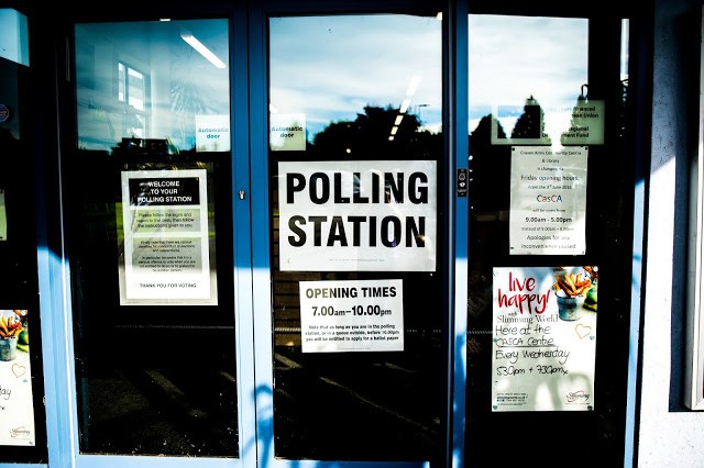 Photo of an entrance to a polling station