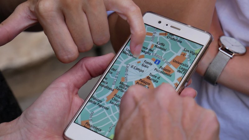 DataCOVID-19: Fighting the Coronavirus by Using the Approximate Location Data of Your Smartphone