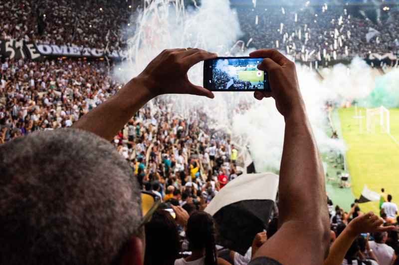 Smart Stadiums How 5g Is Revolutionising Live Sports Think Big