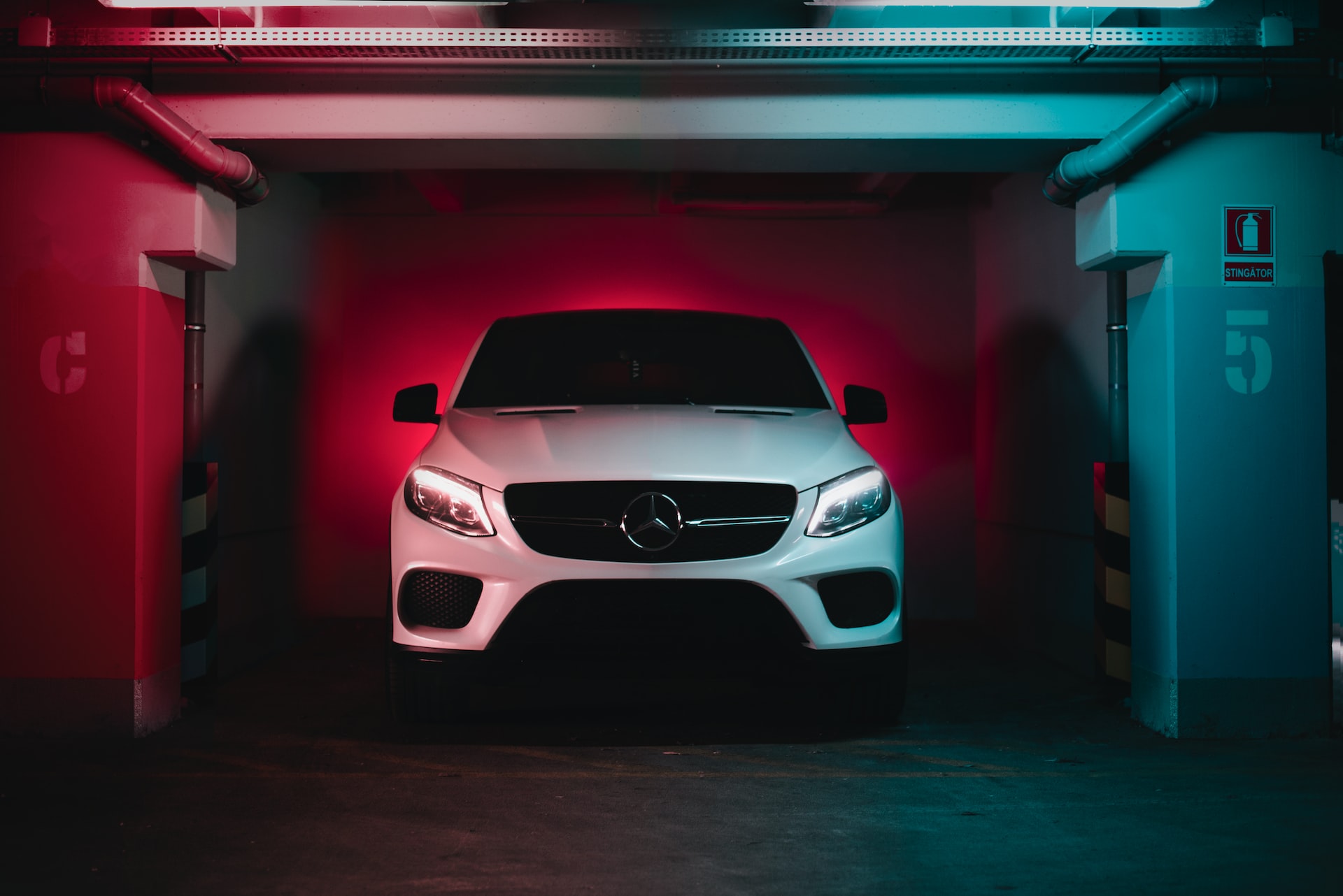 Blockchain for increasing security in the buying and selling of vehicles
